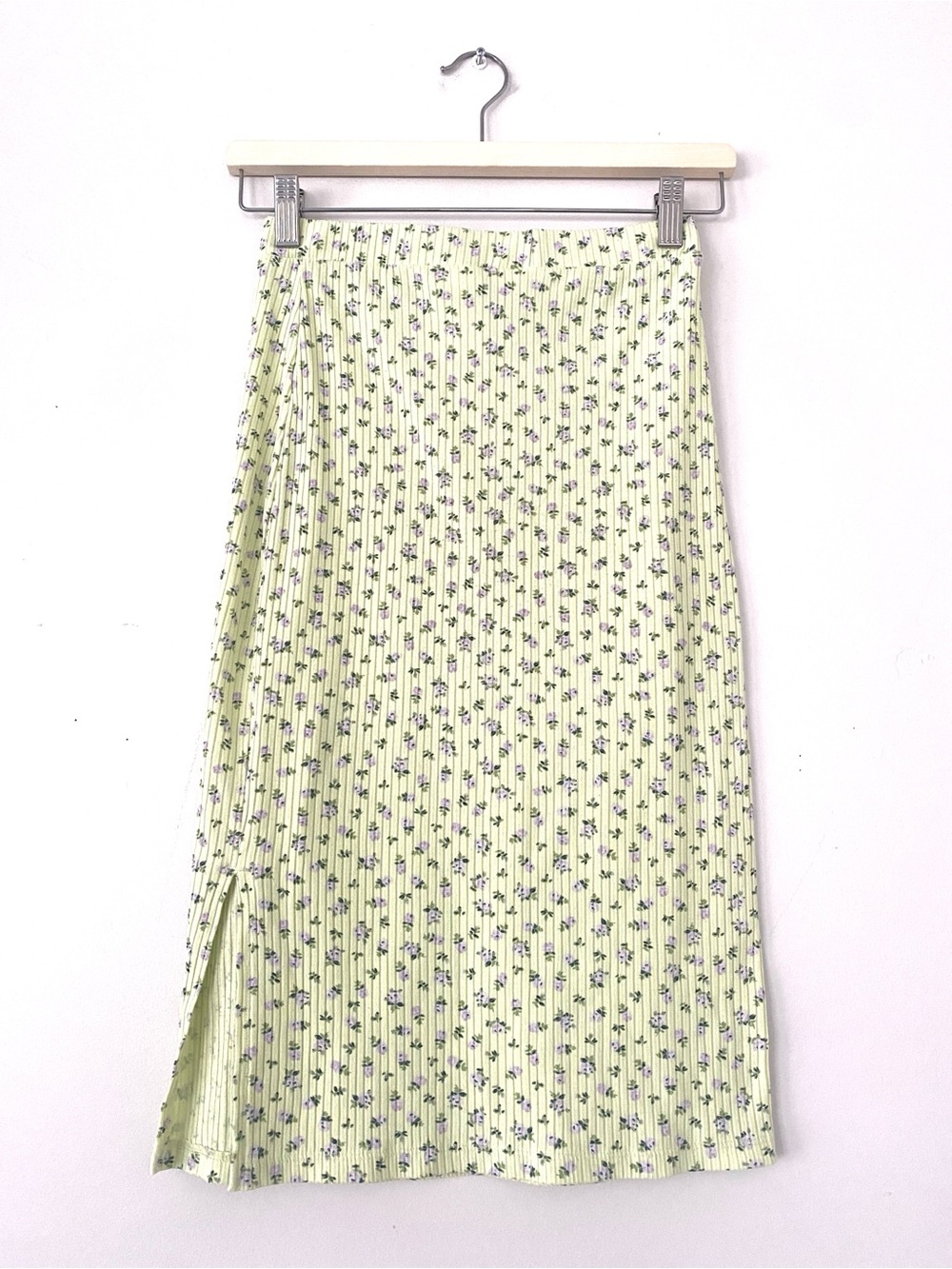 H&M Light Green Floral Ribbed Midi Skirt with Side Slit Pre-Teens 12-14